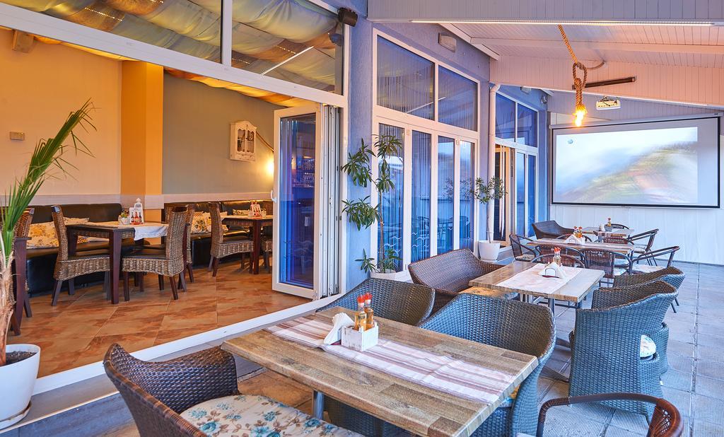 Family Hotel Regata Pomorie Eksteriør billede