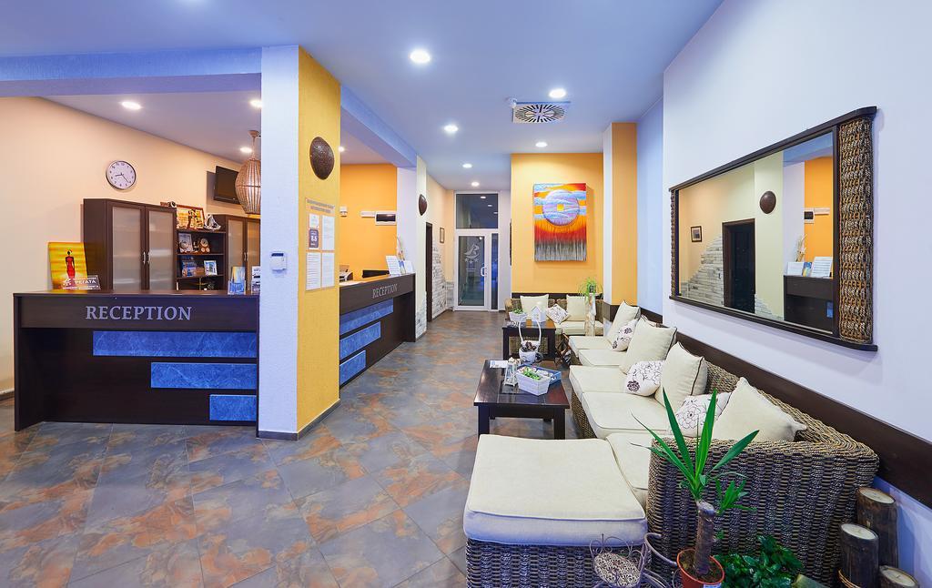 Family Hotel Regata Pomorie Eksteriør billede